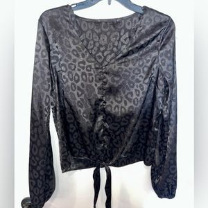 Cropped cheetah blouse